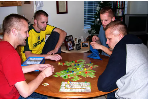 TOP 12+ Board Game Hấp Dẫn NHẤT Cho Dịp Lễ & Tết  (Gia Đình & Bạn Bè)