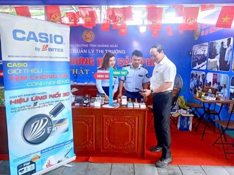 TRƯNG BÀY GIỚI THIỆU NHẬN DIỆN HÀNG THẬT – HÀNG GIẢ TẠI OCOP QUẢNG NGÃI 2025