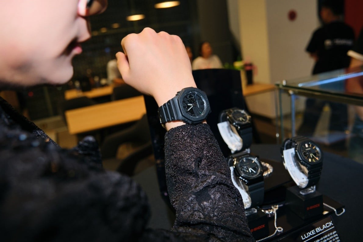 G-SHOCK CHÍNH THỨC RA MẮT LUXE BLACK 2100 SERIES TẠI VIỆT NAM