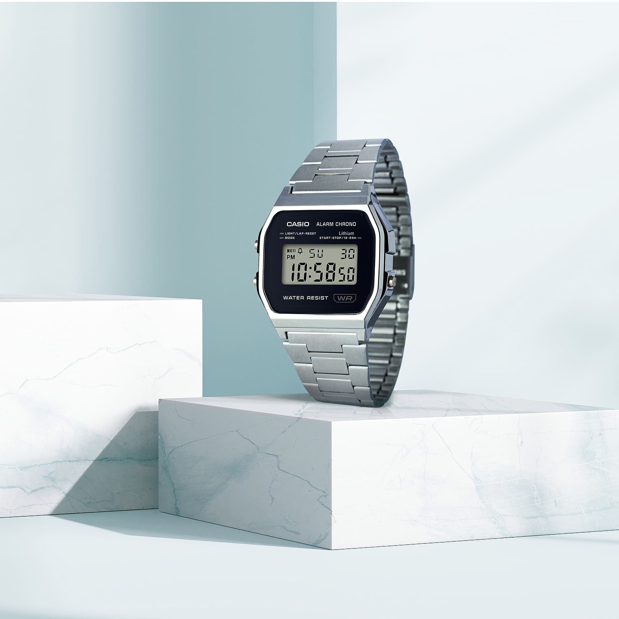 Casio A158WEA-1 - Biểu tượng đồng hồ vintage vẫn giữ sức hút