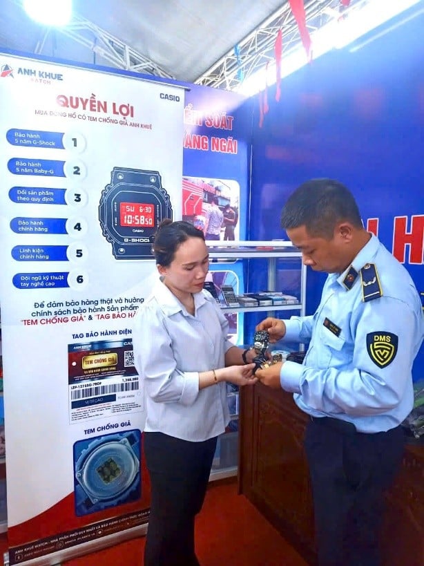TRƯNG BÀY GIỚI THIỆU NHẬN DIỆN HÀNG THẬT – HÀNG GIẢ TẠI OCOP QUẢNG NGÃI 2025