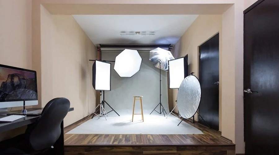 Đèn hắt sáng studio – Tư Vấn Giải Pháp