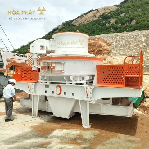 MÁY NGHIỀN ĐÁ MÁY NGHIỀN CÁT NHÂN TẠO HÒA PHÁT