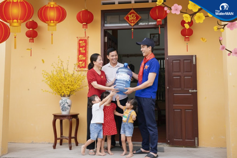 Vì Sao nên dự trữ nước uống mùa Tết sớm?