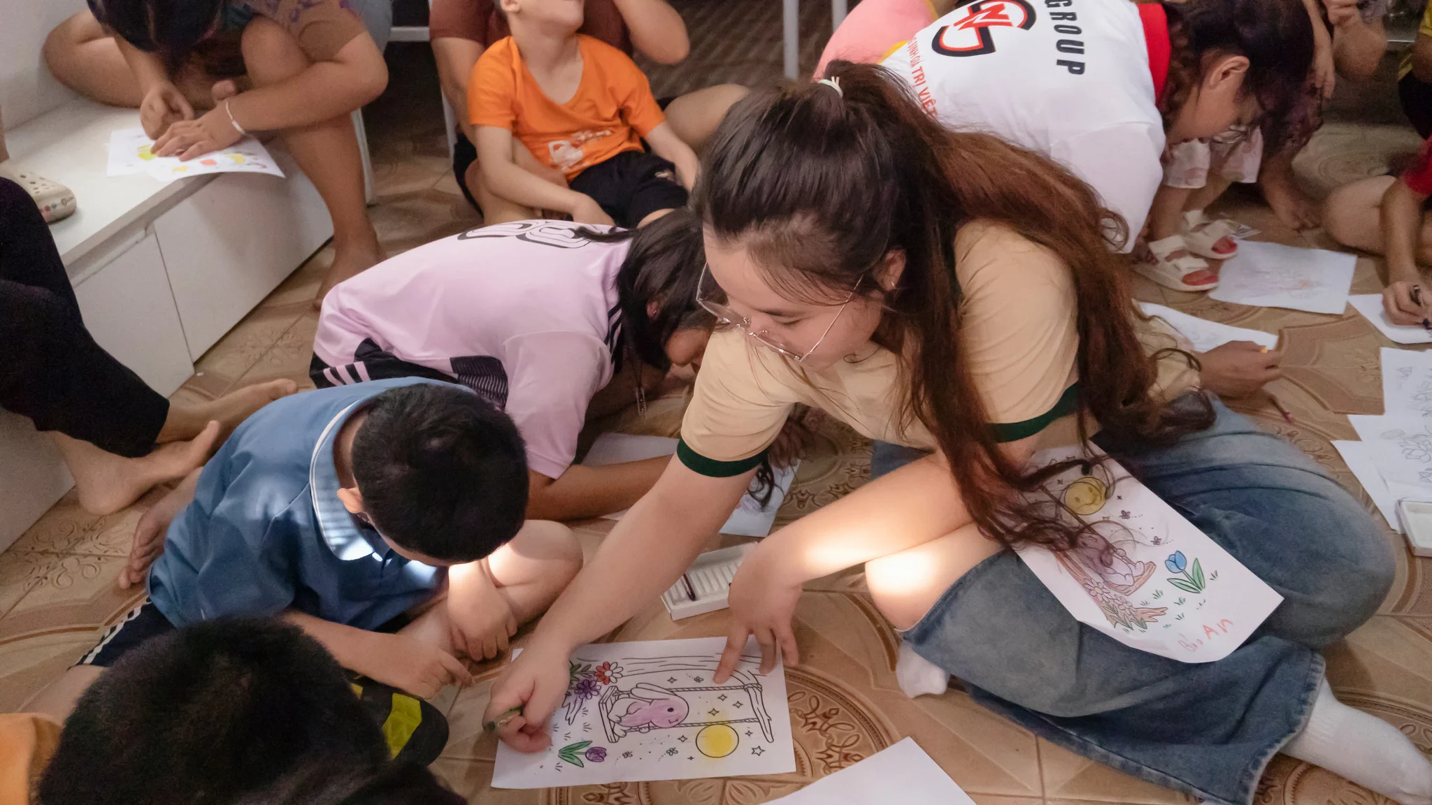 hình ảnh sinh hoạt tại buổi thiện nguyện