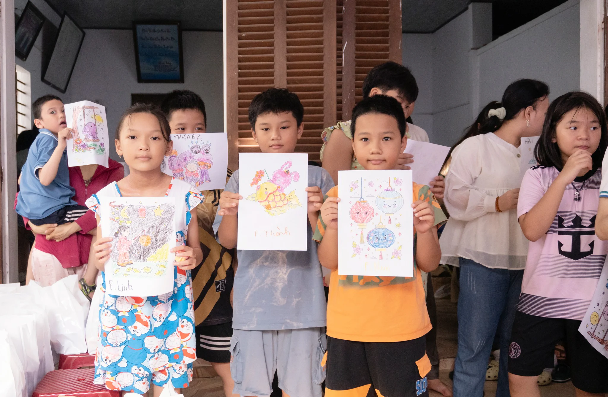 hình ảnh sinh hoạt tại buổi thiện nguyện