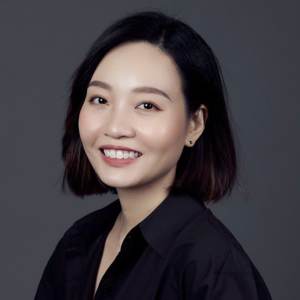 Bà CẢNH MAI HƯƠNG