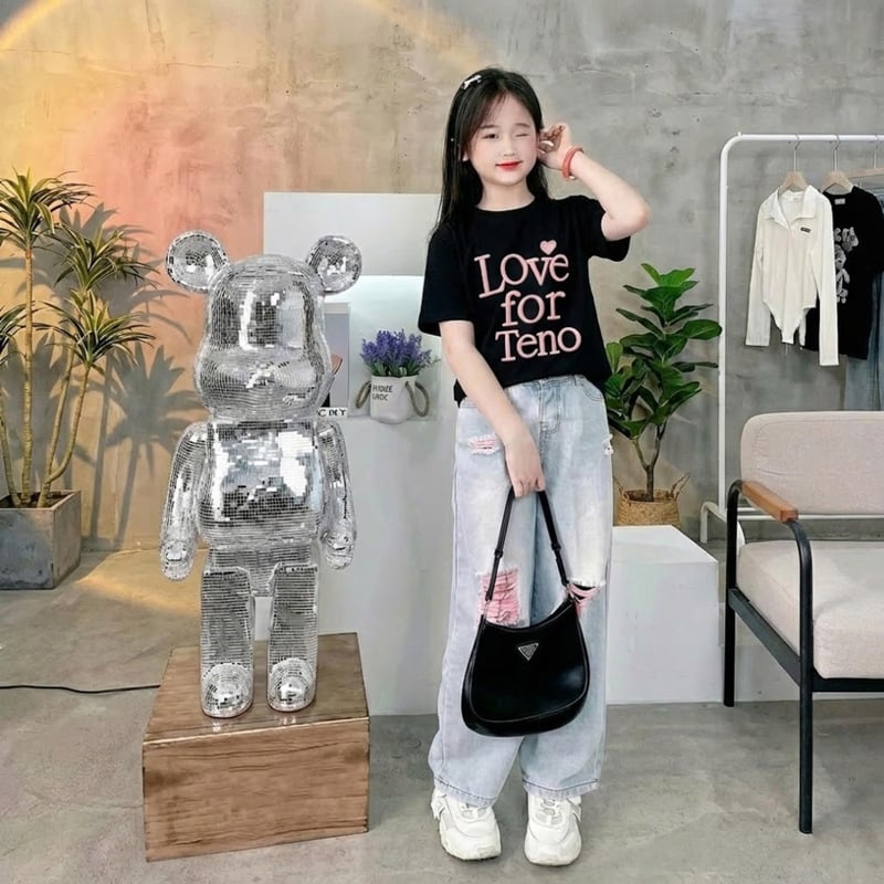 Bộ jean dài bé gái Love