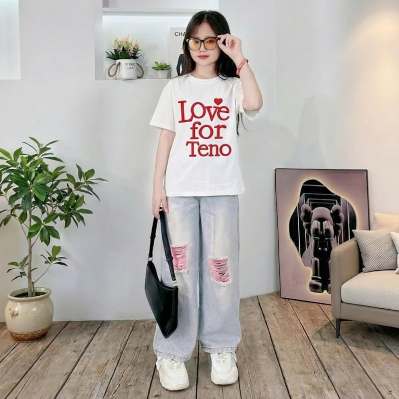 Bộ jean dài bé gái Love
