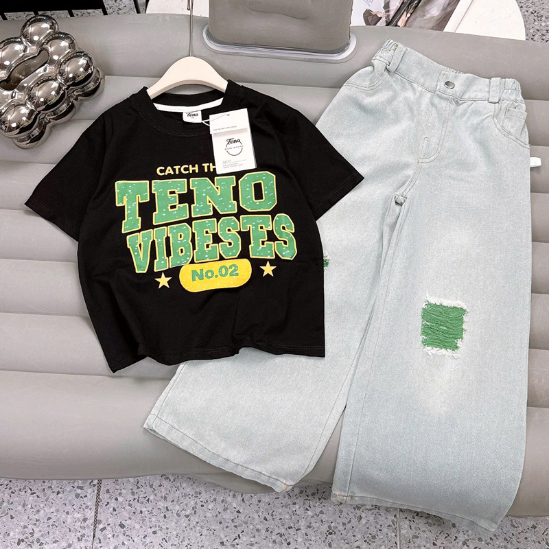 Bộ jean dài bé gái Vibes