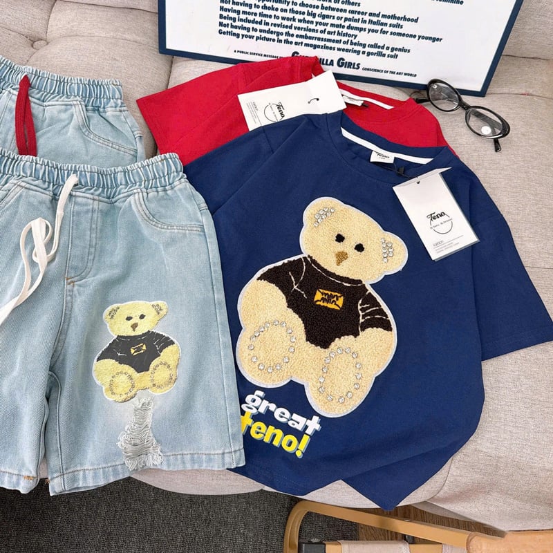 Bộ short jean bé gái gấu xù đá