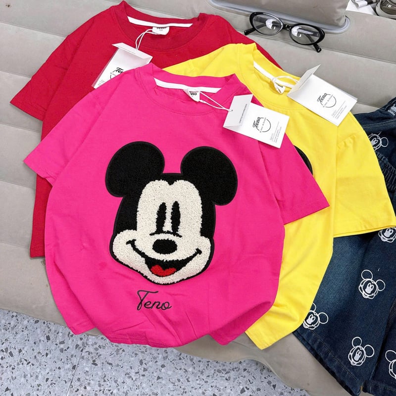 Bộ short jean bé gái Mickey lông xù