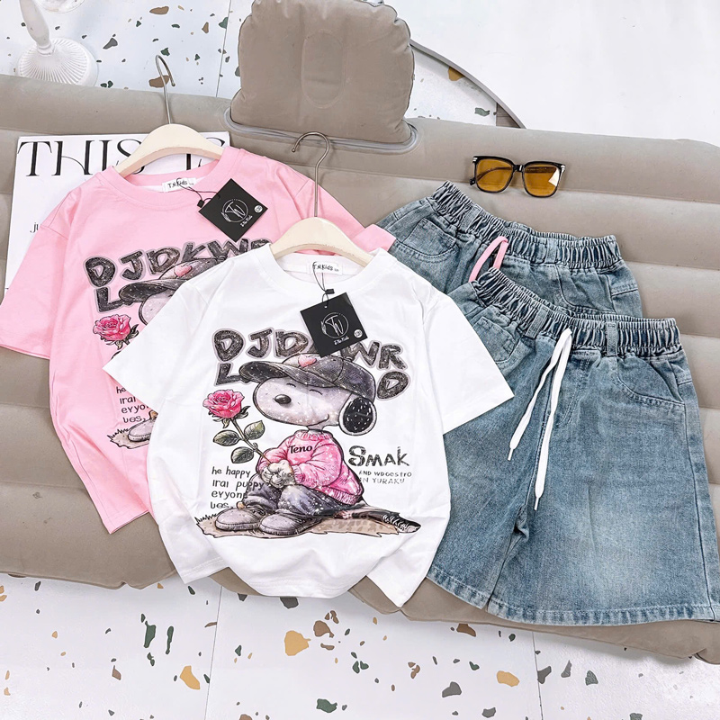 Bộ short jean bé gái snoppy hoa