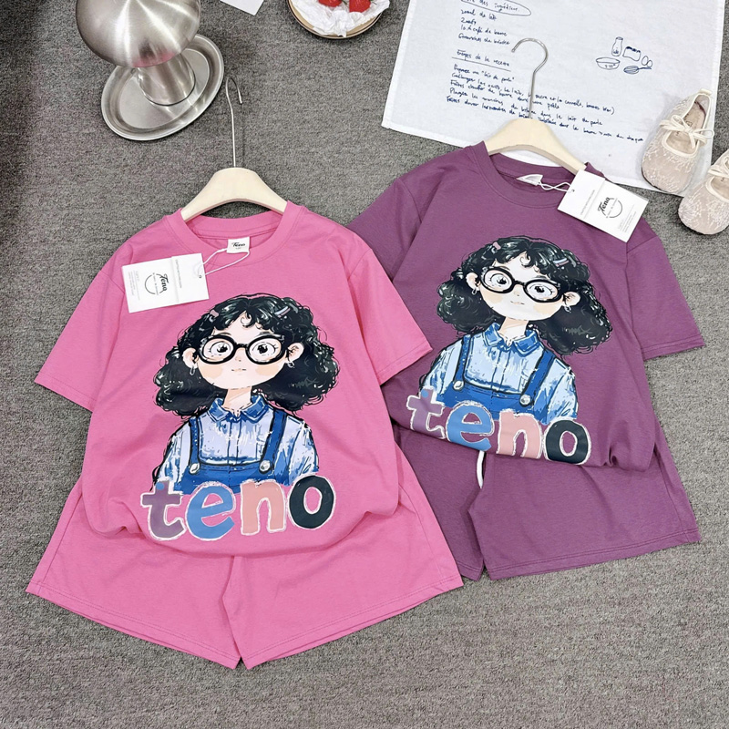 Bộ short thun bé gái cô gái tóc xù