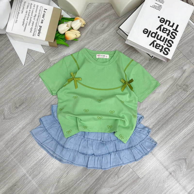 Bộ váy jean bé gái tầng nơ