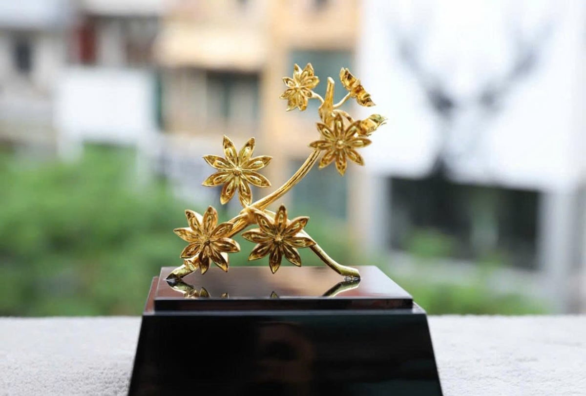 Hoa hồi mạ vàng 24K, bông hoa Hồi Lạng Sơn cao cấp