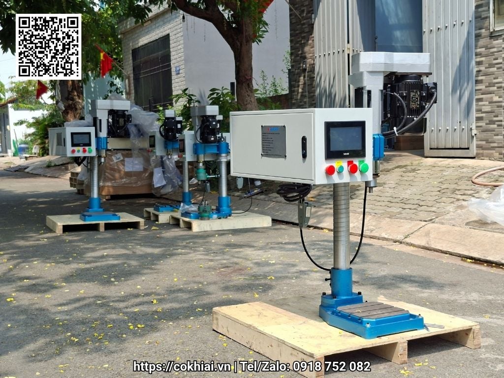 Ảnh thực tế máy khoan taro tự động Unifast ASD-12