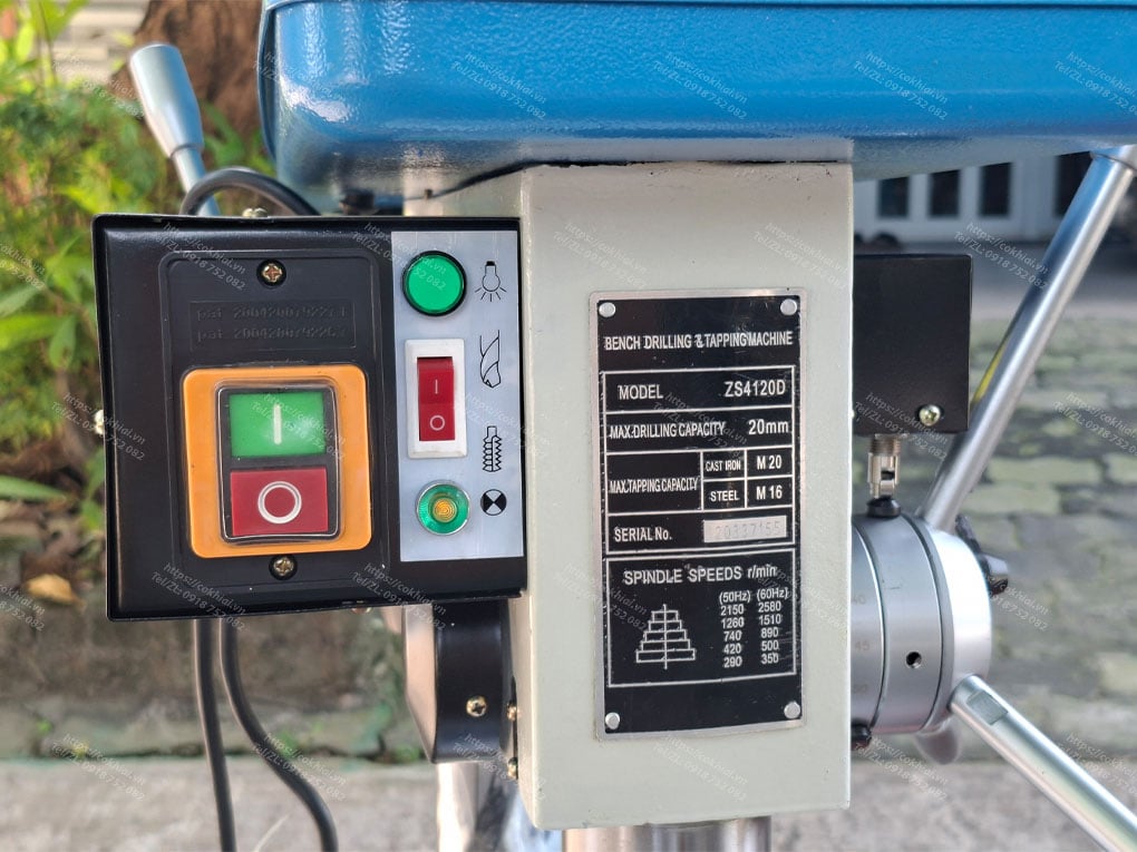 Bảng điều khiển máy khoan ta rô ZS4120D