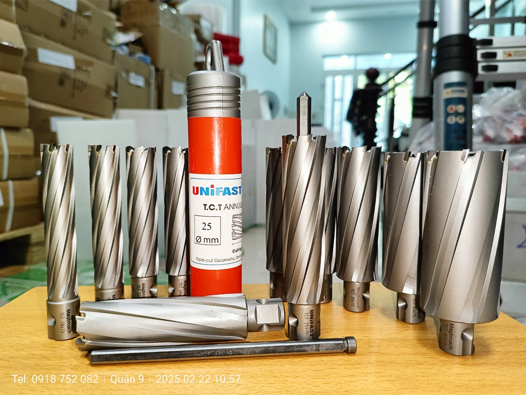 Mũi khoan từ hợp kim TCT sâu 75 hiệu Unifast