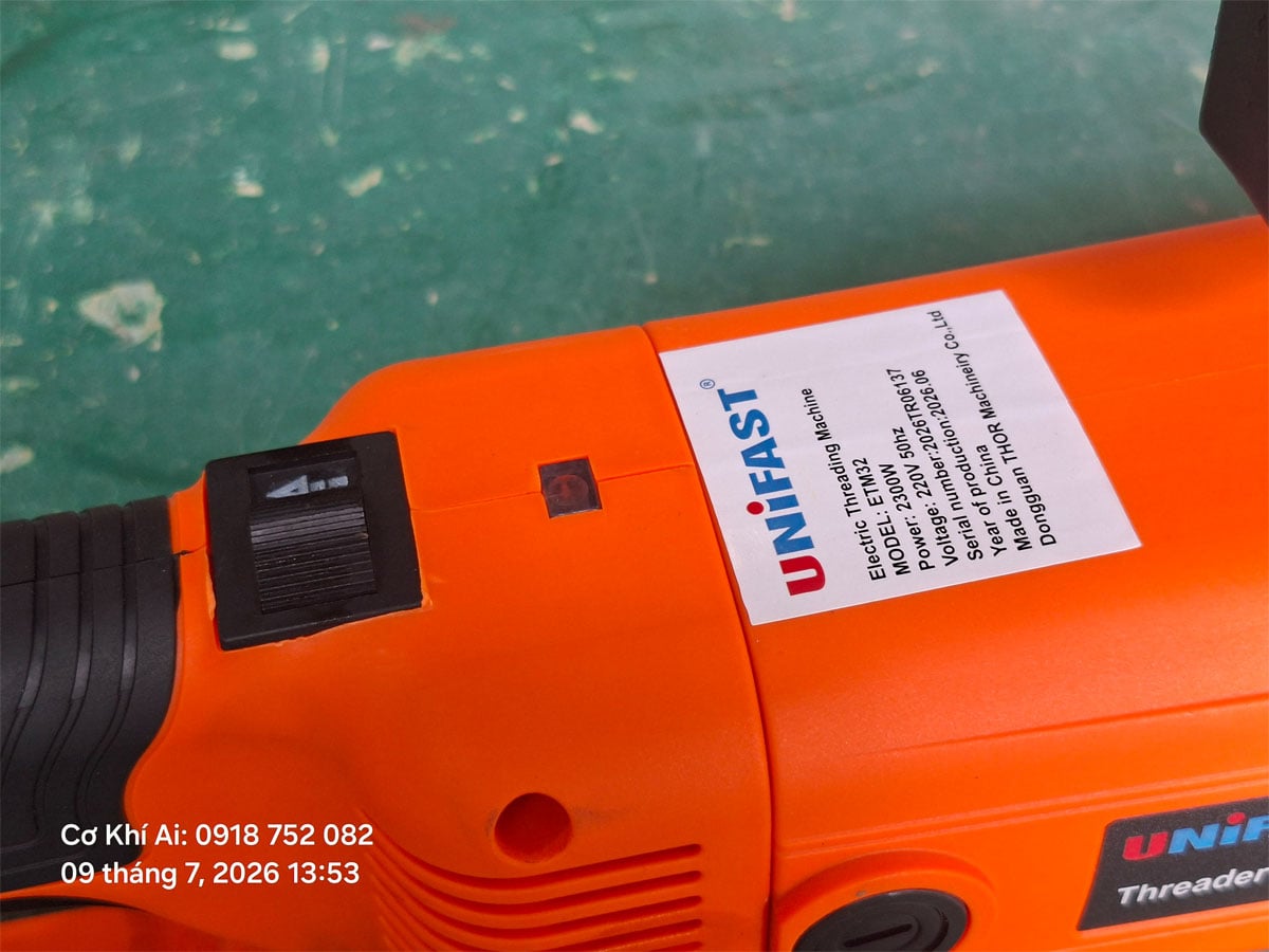 Nút đản chiều máy tiện ren Unifast ETM-32