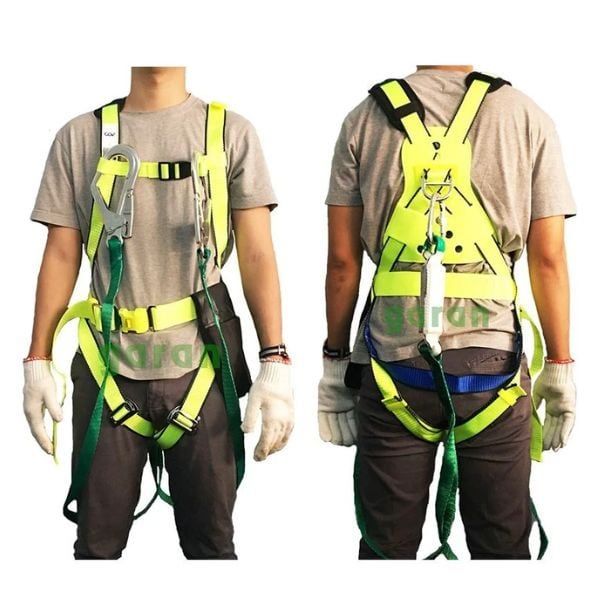 Những Mẫu Dây Đai An Toàn 2 Móc Nên Dùng