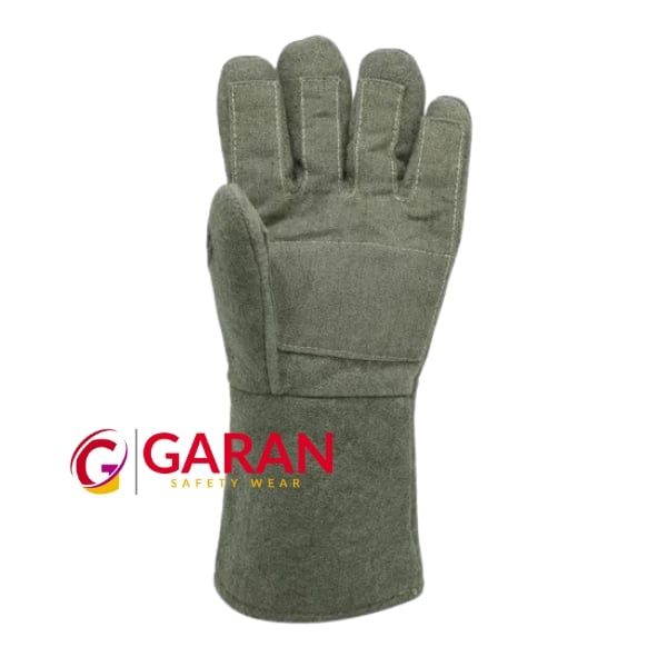 Găng tay sợi carbon có 2 kích cỡ