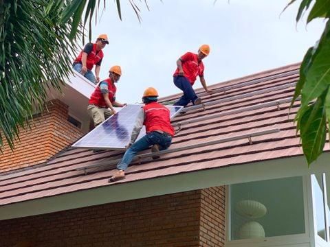 DỰ ÁN ĐIỆN MẶT TRỜI ÁP MÁI HỘ GIA ĐÌNH