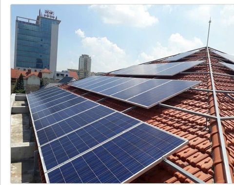 Nhà máy xử lí Solar Panel 