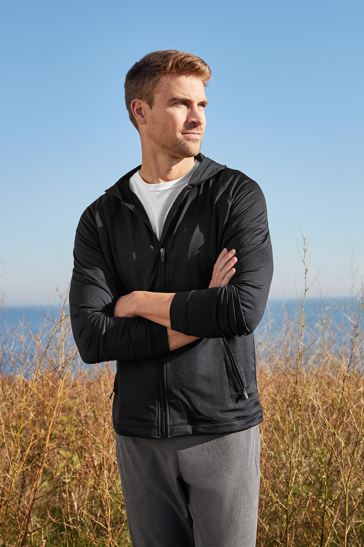 Áo khoác chống nắng thông minh - chuẩn chất năng động