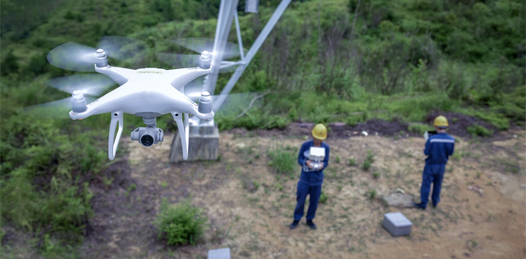 flycam kiểm tra đường dây