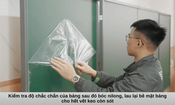 lắp đặt bảng trượt