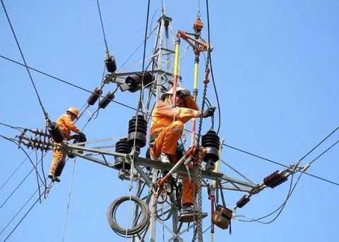 Cách chọn lắc tay cáp và kích thủy lực cho công tác thi công điện lực