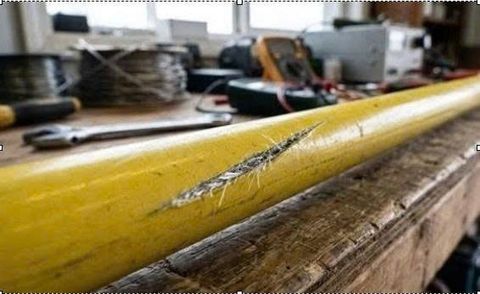 Khi nào phải thay thế thiết bị cách điện? Những dấu hiệu xuống cấp kỹ sư điện tuyệt đối không được xem nh