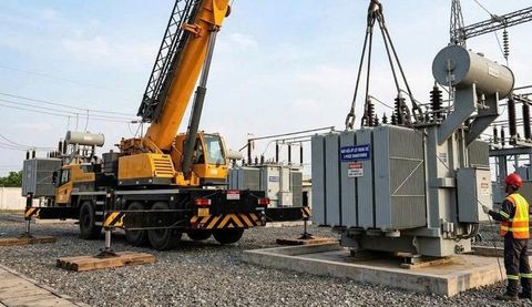 Giải pháp sửa chữa máy biến áp bị rò rỉ dầu tại vị trí lắp đặt giúp hạn chế chi phí xe cẩu, xe nâng hạ