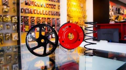 Bí Quyết Nâng Cấp Hệ Thống Truyền Động Xe Tay Ga: Khám Phá Sức Mạnh Toàn Diện Từ Bộ Nồi STB Racing