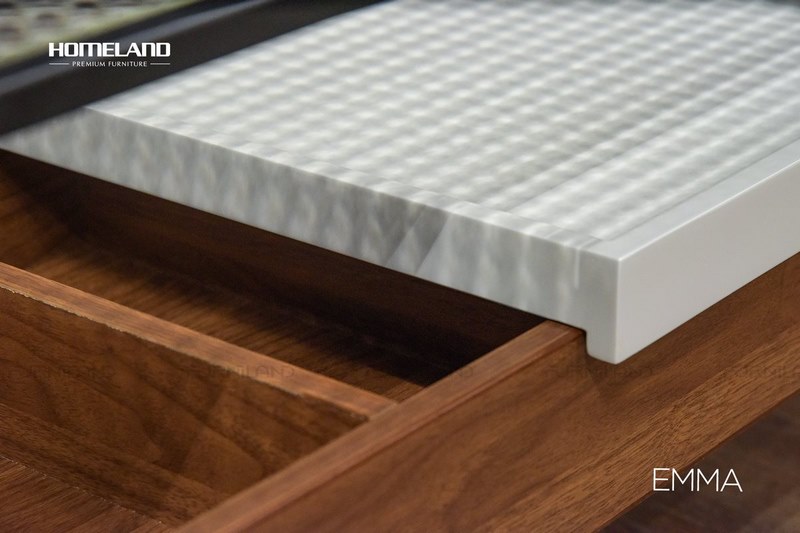 Bàn trà mặt kính Emma - khay gỗ có nắp trượt