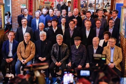 Những ai xuất hiện trong 'bữa tối nghìn tỷ' của CEO Nvidia?