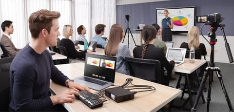 Atem Mini Streaming Starter Kit