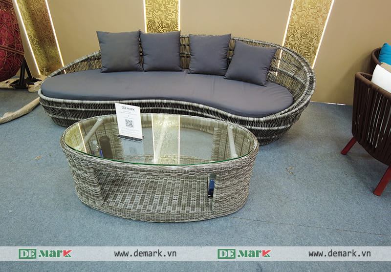 Sofa, bàn ghế và nội thất ngoài trời Demark được trưng bày tại Vietbuild 2026.