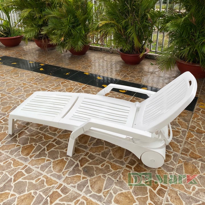 Ghế Hồ Bơi Nhựa Cao Cấp MTN3067