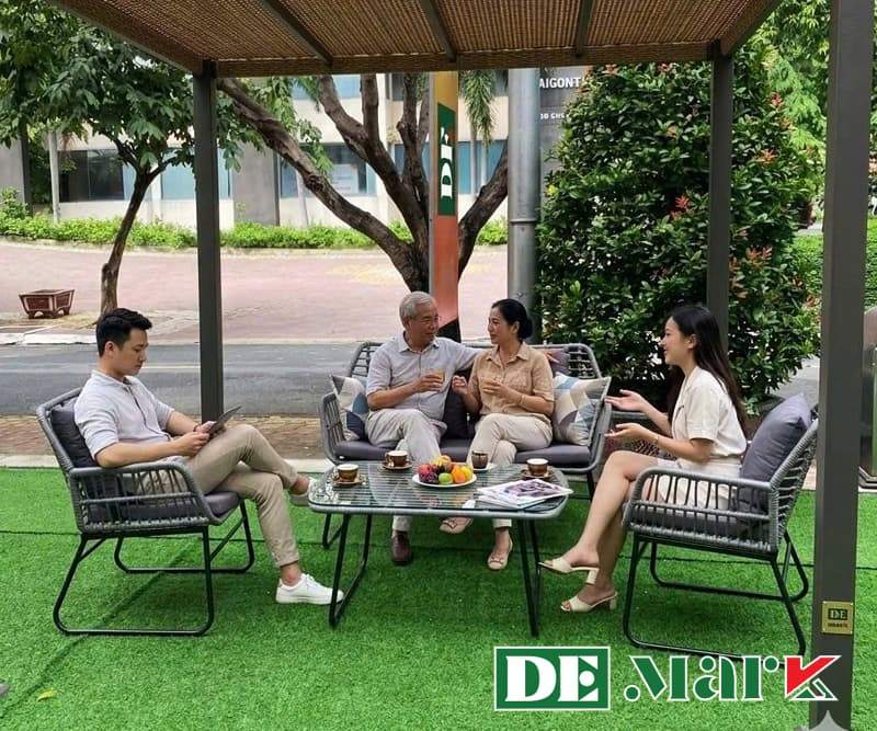 Sofa Mây Nhựa MT1026 - Sofa ngoài trời thiết kế cổ điển tại Villa nghỉ dưỡng