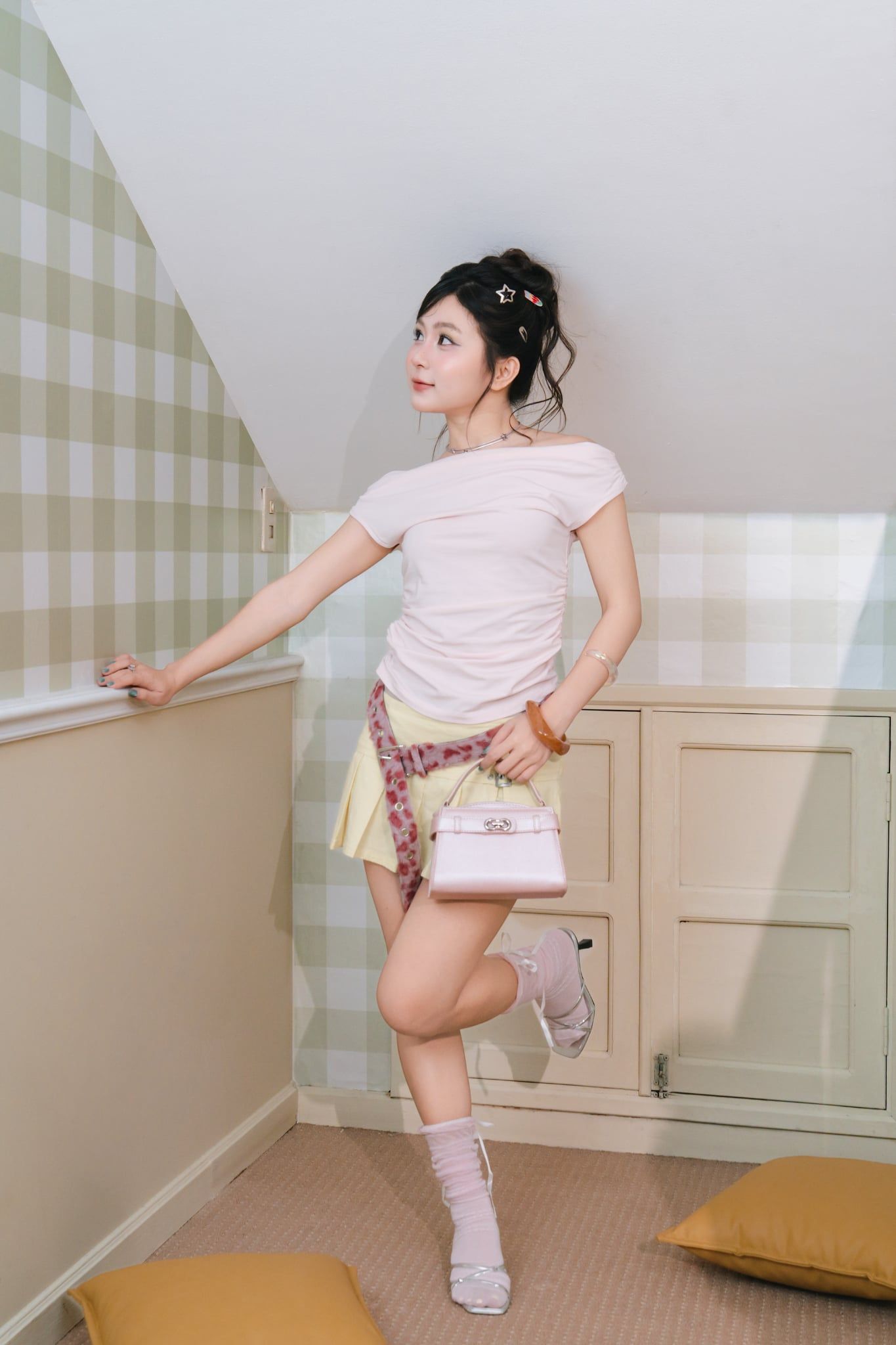 Túi đeo chéo nữ Yuumy YN232 (Màu Hồng ngọc trai)