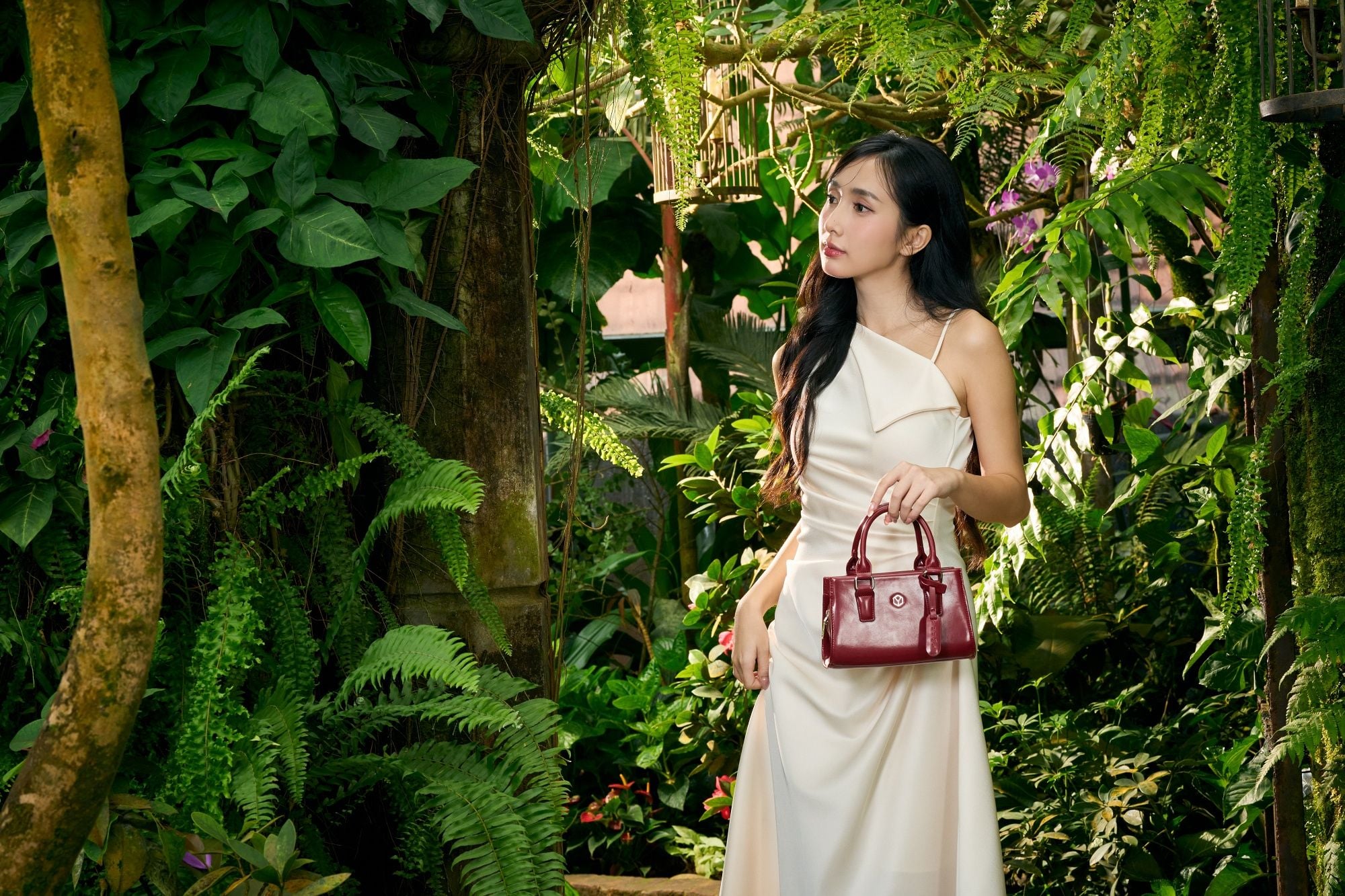 Túi Yuumy (Thời trang nữ da trơn sành điệu size 21 - Túi đeo chéo da Smooth YN343DO) màu đỏ