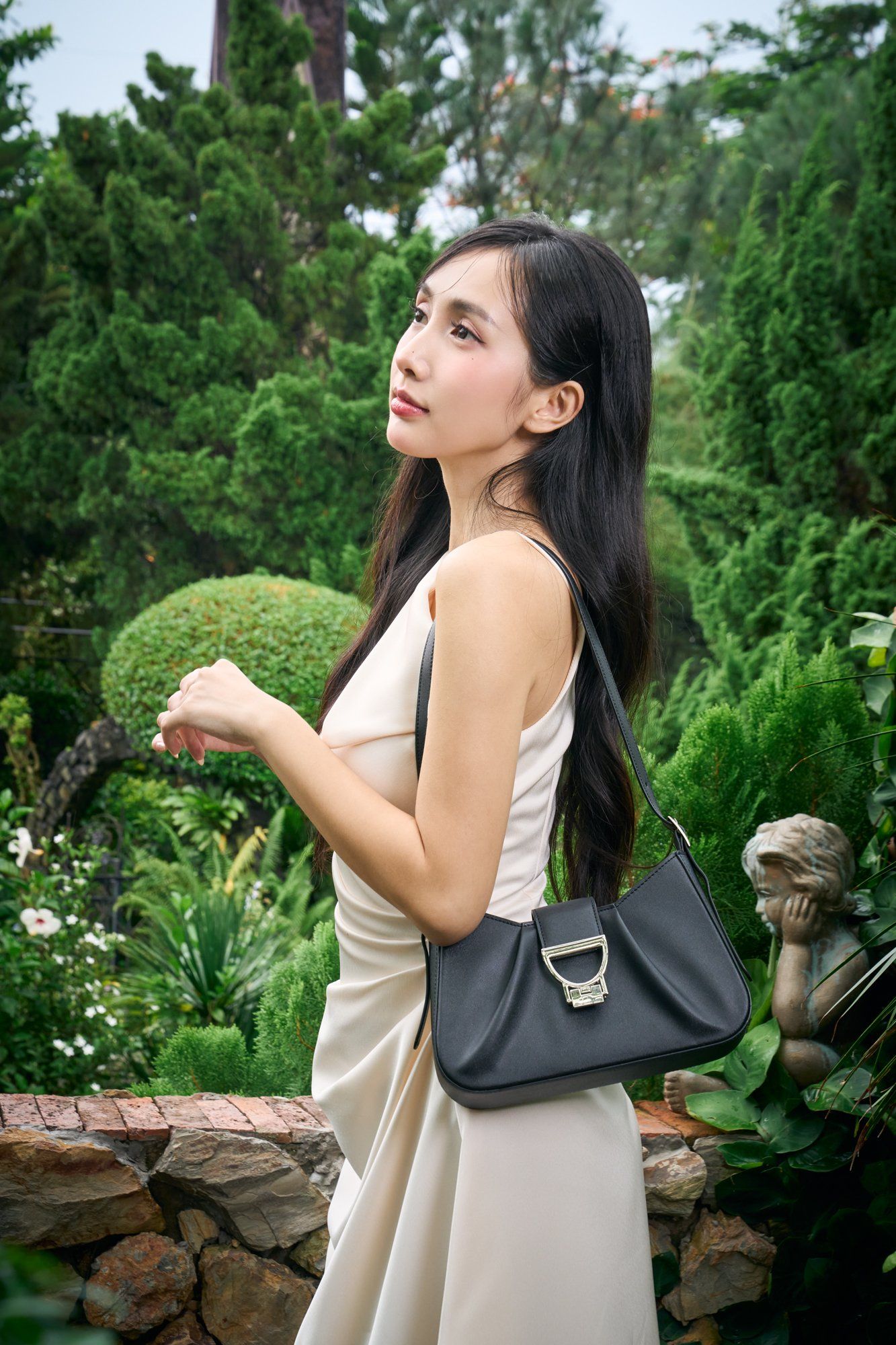 Túi Yuumy (Thời trang nữ thiết kế sang chảnh size 26 - Túi đeo vai da Seasand YN296)