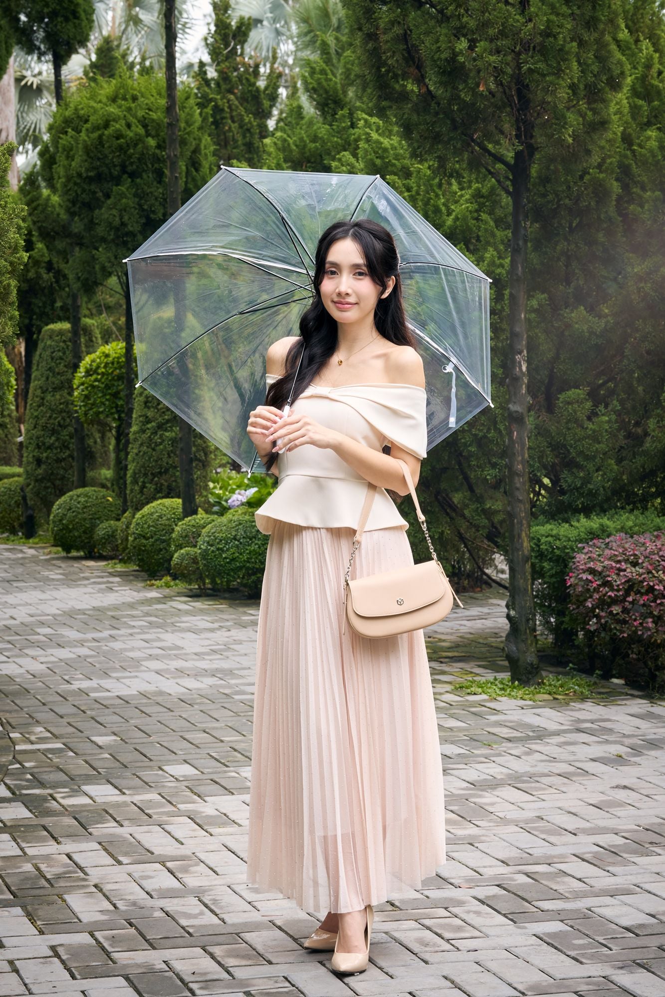 Túi Yuumy (Thời trang nữ nắp gập dáng cong size 24 - Túi đeo vai da Seasand YN340)