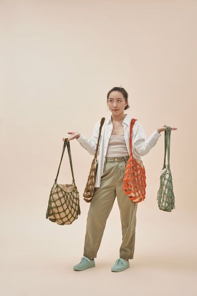 cách phối đồ với túi hobo