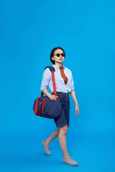 cách phối đồ với túi trống