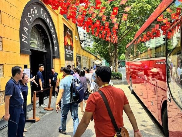 quán ăn ngon gần nhà tù Hỏa Lò