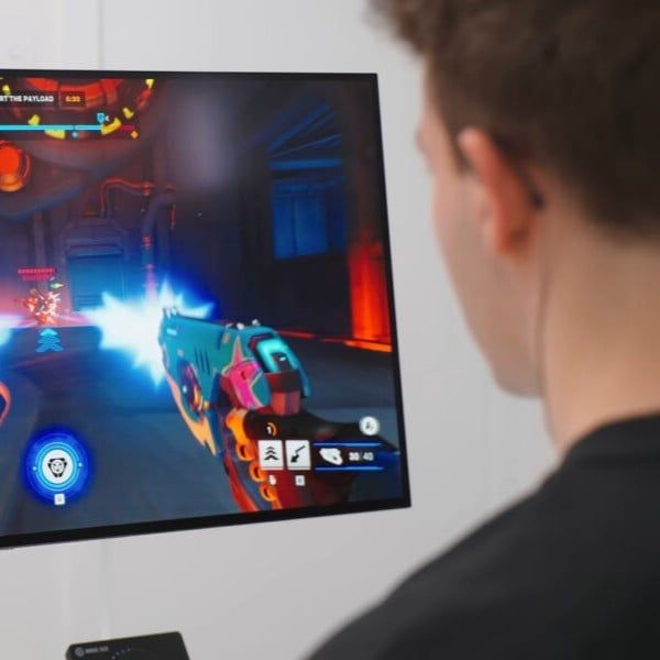 Màn hình OLED sau 2 năm sử dụng cường độ cao: Burn-in lộ diện, nhưng không phải từ tác vụ công việc