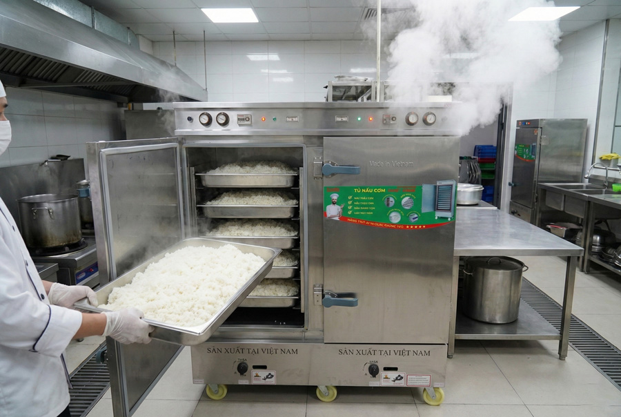 tủ cơm công nghiệp 24 khay Thái Long